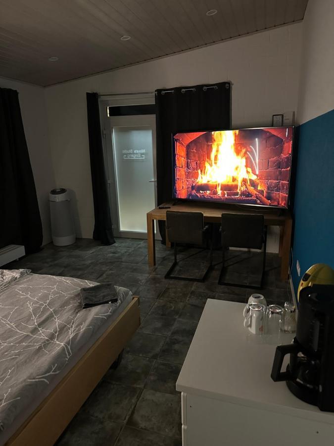 Ubernachtungsmoglichkeit Und Monteurzimmer Lejlighed Hamdorf Eksteriør billede